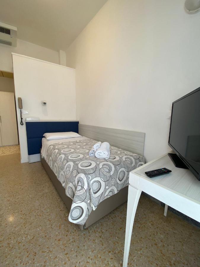 Hotel Silver Rimini Eksteriør bilde
