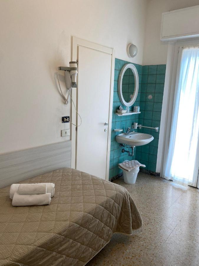 Hotel Silver Rimini Eksteriør bilde
